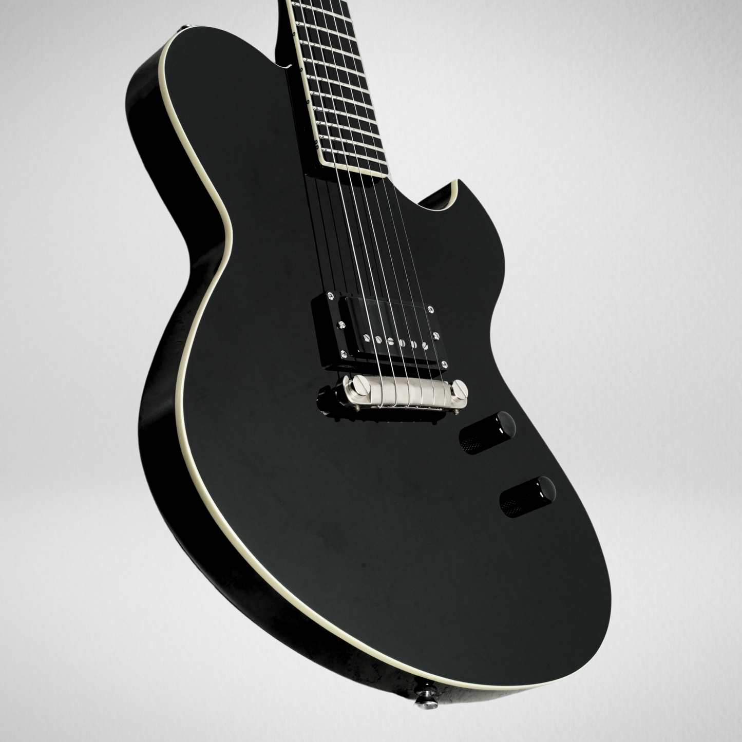 NEWMAN HONEYCOMB JUNIOR BLACKOUT GUITAR-X BLACK - 031024
